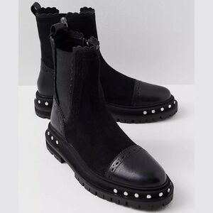 Free People Tate Chelsea Boots size 7.5